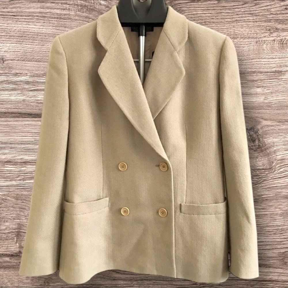 Giorgio Armani Milano Double-Breasted Blazer – Beige Herringbone Wool Size 44